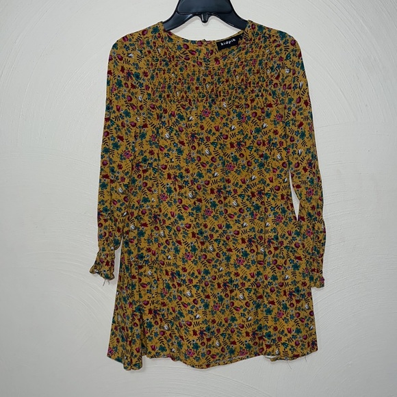 Outfit - Picture 4 of 11